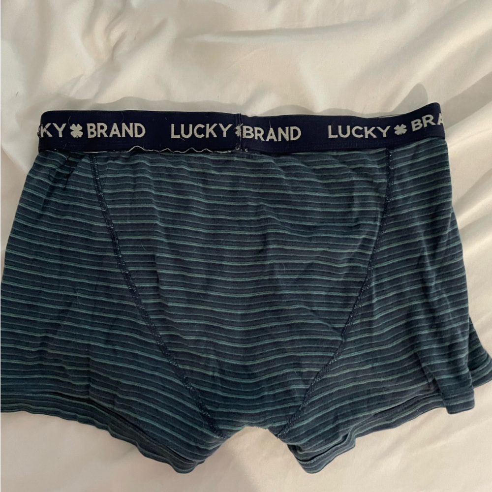 Men’s lucky brand boxer briefs. M